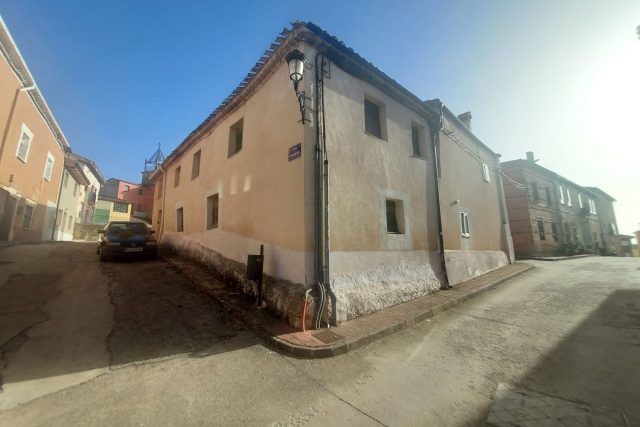 Casa de pueblo En venta Travesía Mayor II, Villamayor de los Montes